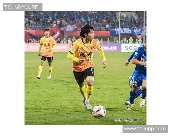 成都足球队在锦标赛中的节奏表现分析与战术探讨 成都足球队在锦标赛中的节奏表现分析与战术探讨