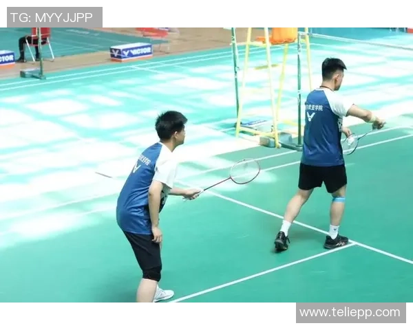 西安羽毛球队在全国羽毛球状态排行榜中荣登第八名展现强劲实力 西安羽毛球队在全国羽毛球状态排行榜中荣登第八名展现强劲实力